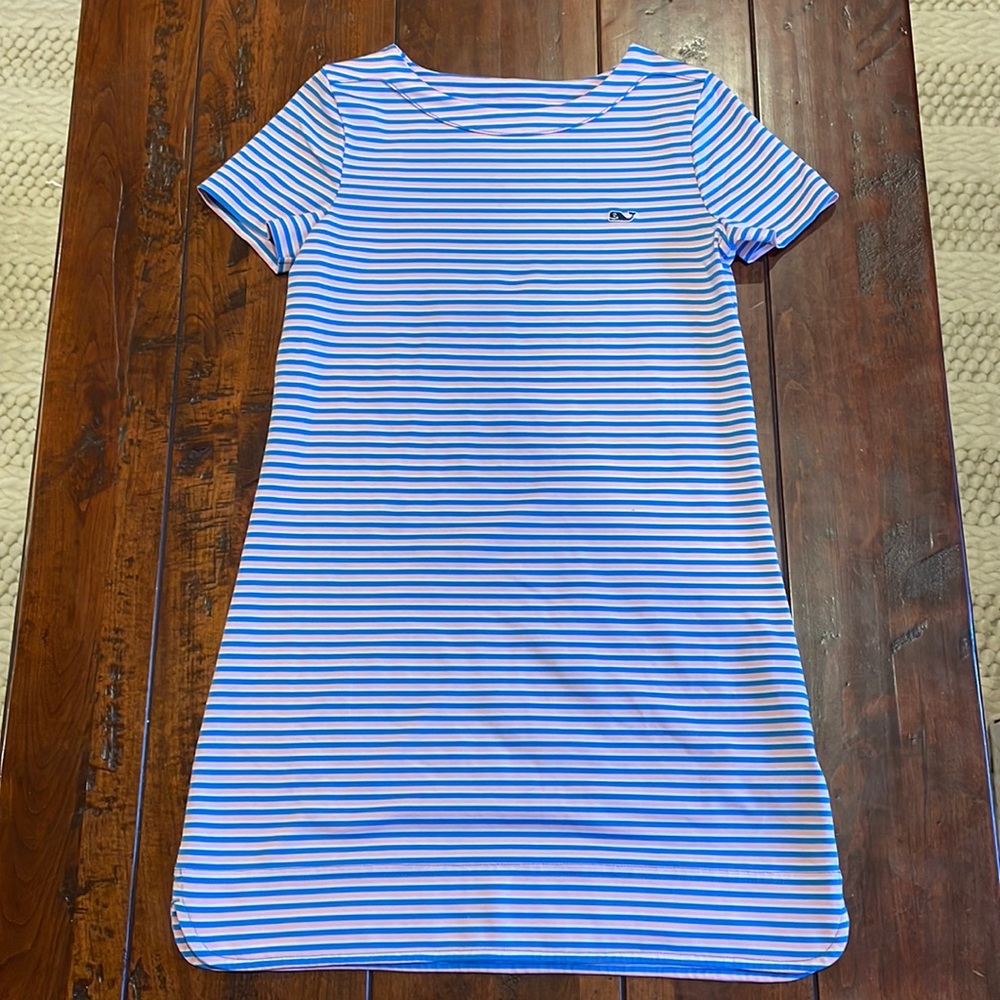 Girls vineyard vines short sleeve performance dress